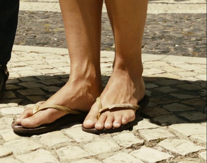 alexandra lara feet