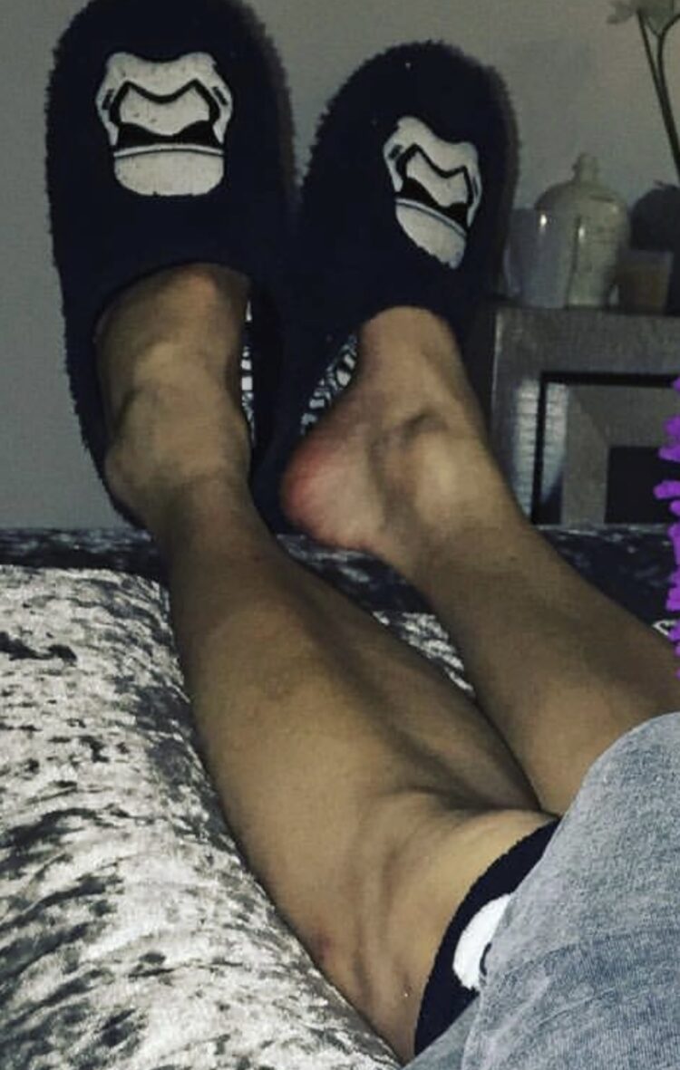 alexandra reid feet 4