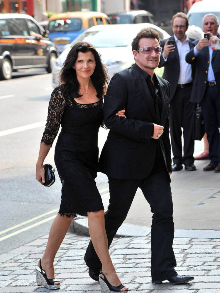 ali hewson feet 4