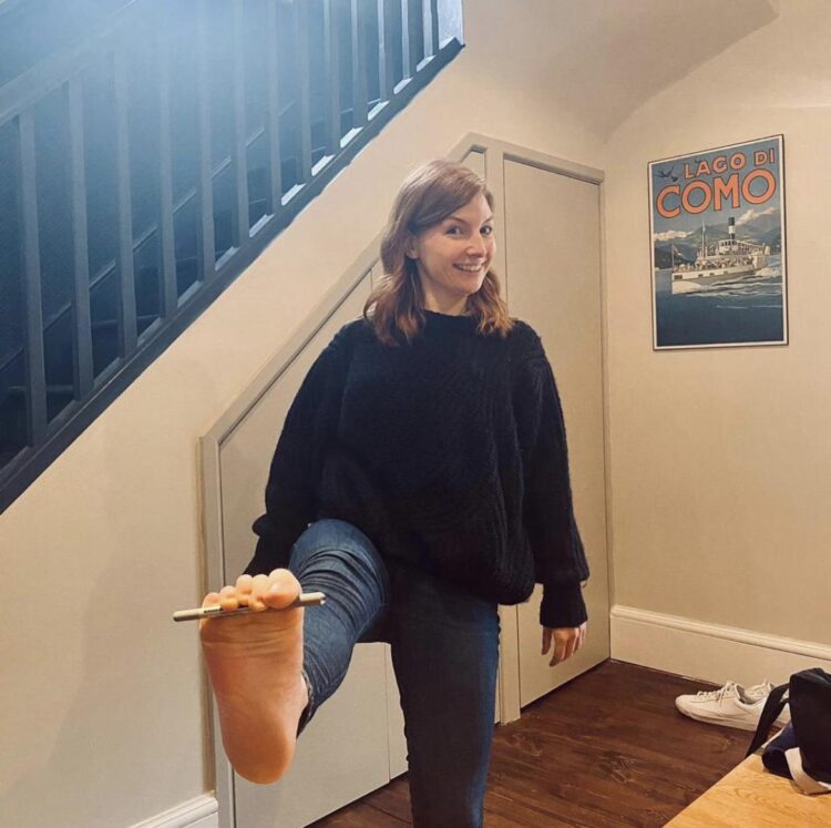 alice levine feet