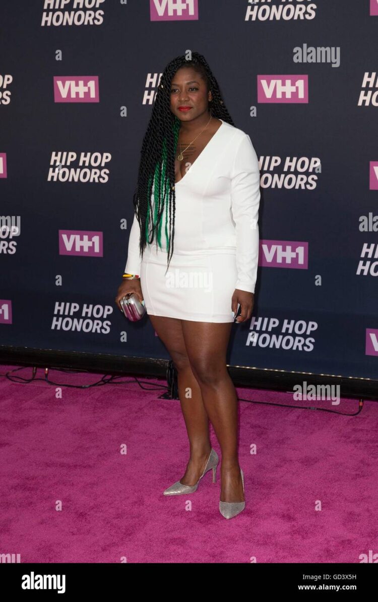 alicia garza feet