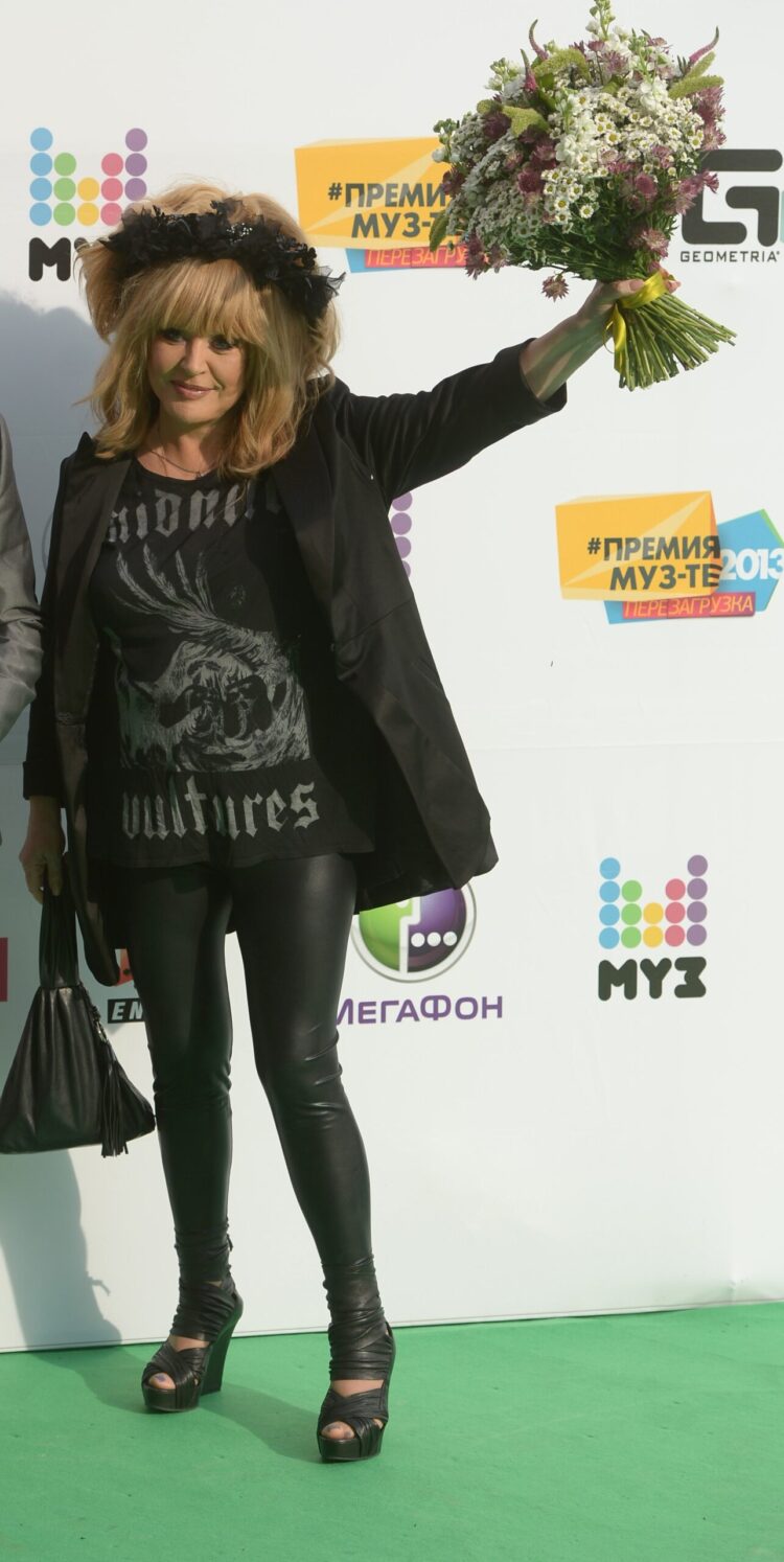 alla pugacheva feet 2 scaled