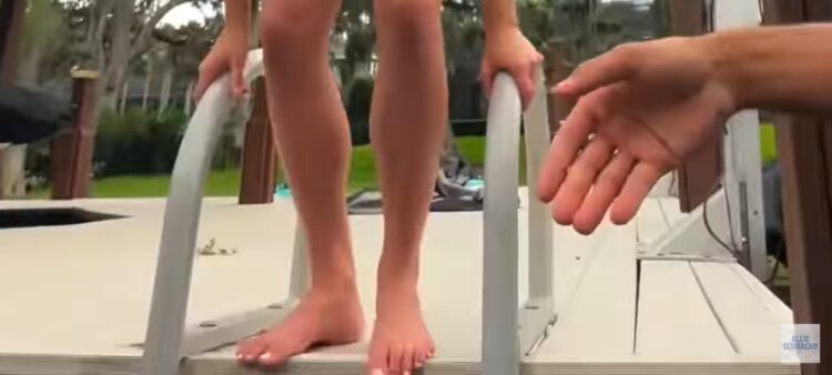 allie schnacky feet