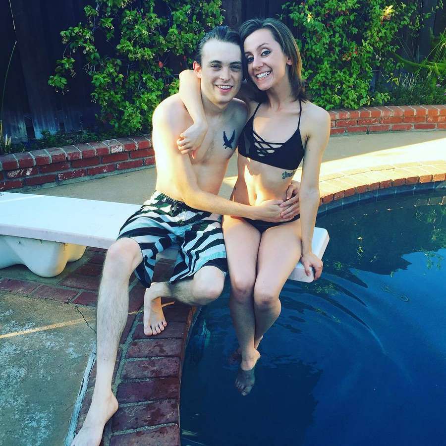 allisyn michelle feet 4