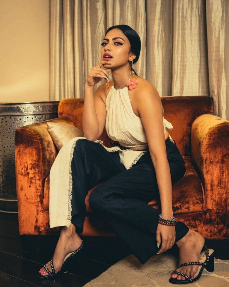 amala paul feet 5