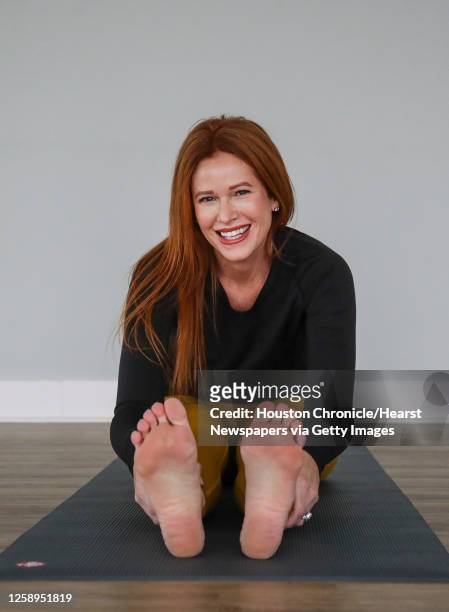 amanda hale feet 5