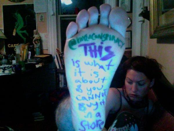 amanda palmer feet 5