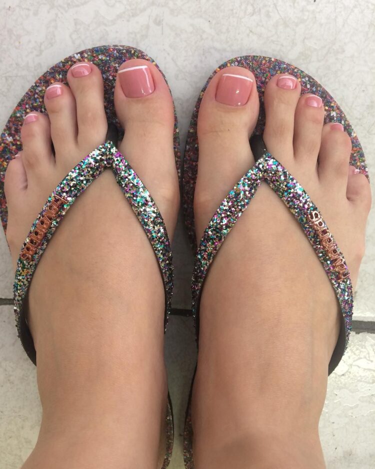 amanda pontes feet