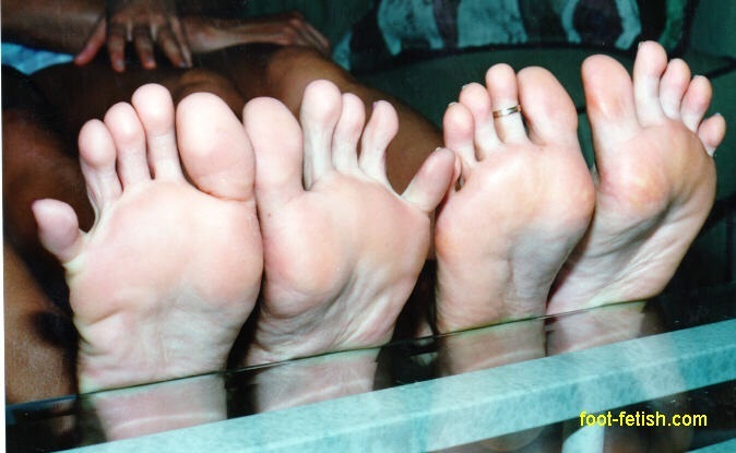 amber allen feet 3