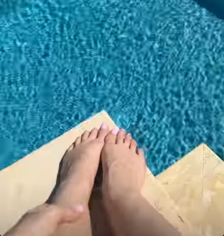 amber rivera feet 1