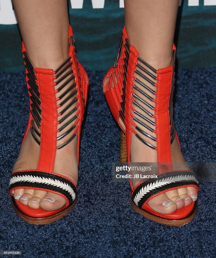 ambyr childers feet 6