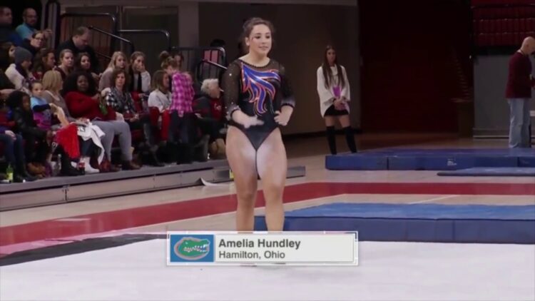 amelia hundley feet 5