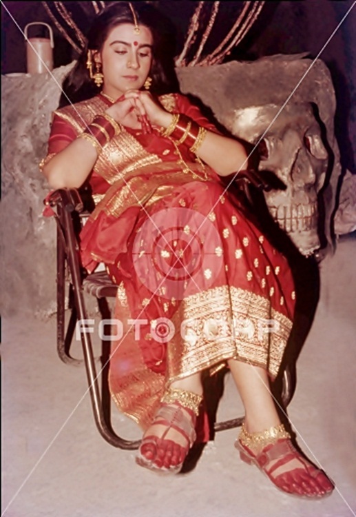 amrita singh feet 2