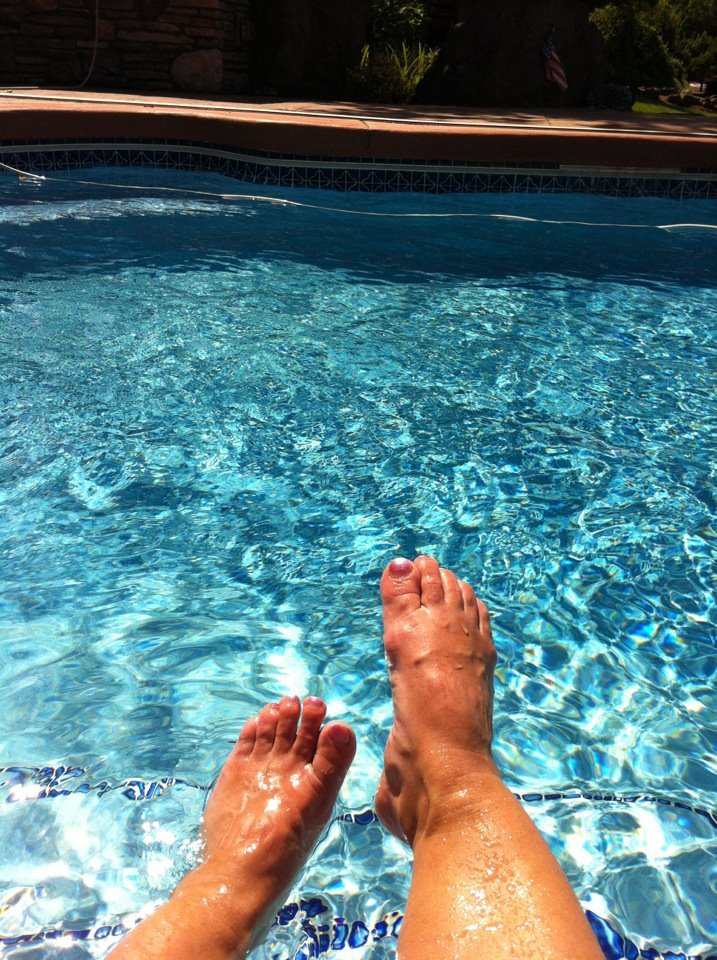 amy roloff feet 2