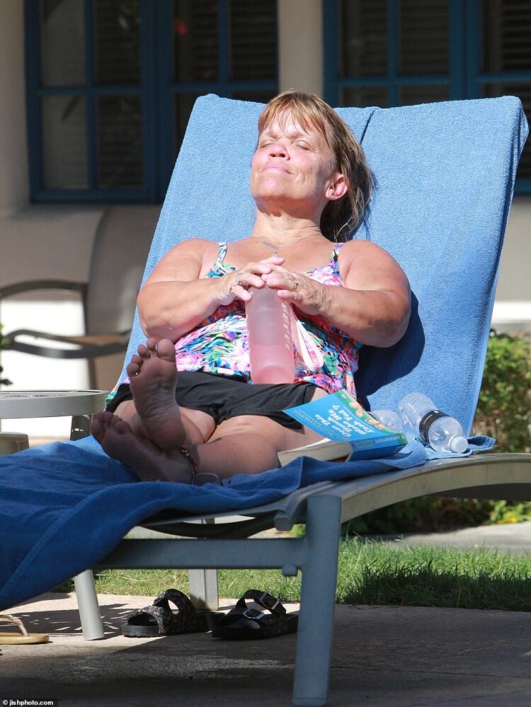 amy roloff feet