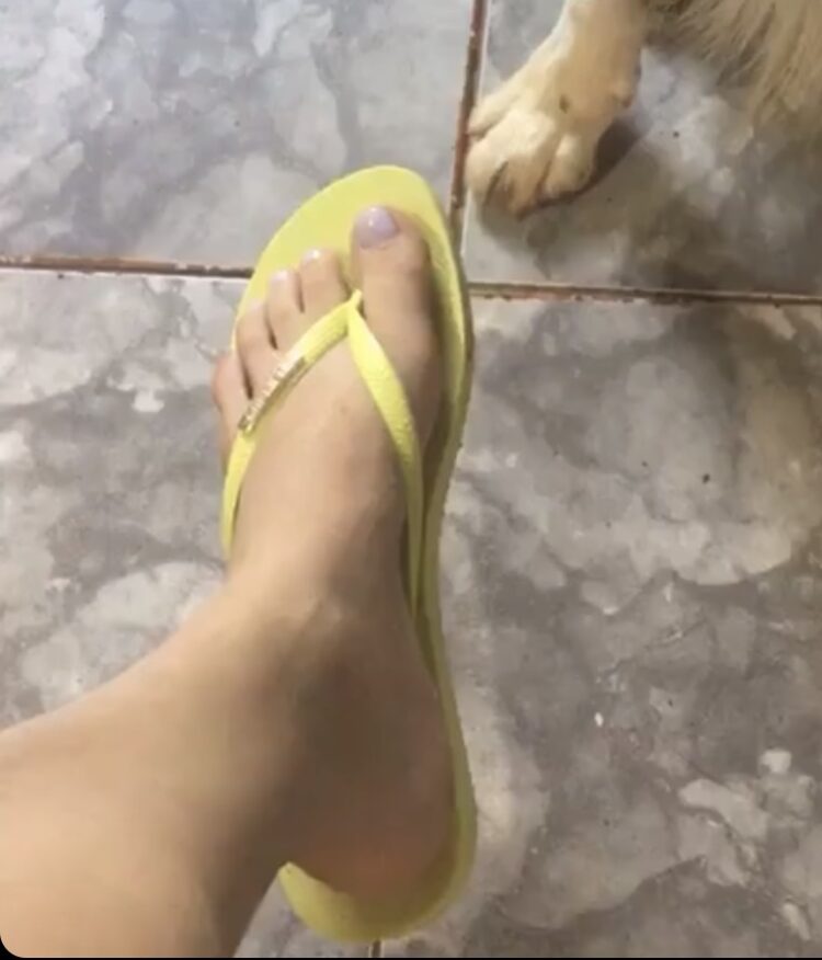 ana luiza luizi feet 3