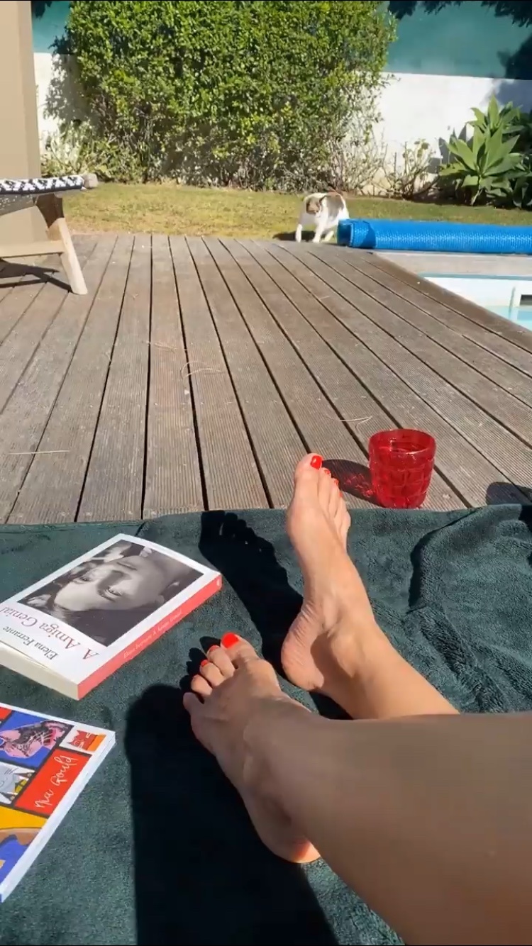 ana moura feet 5