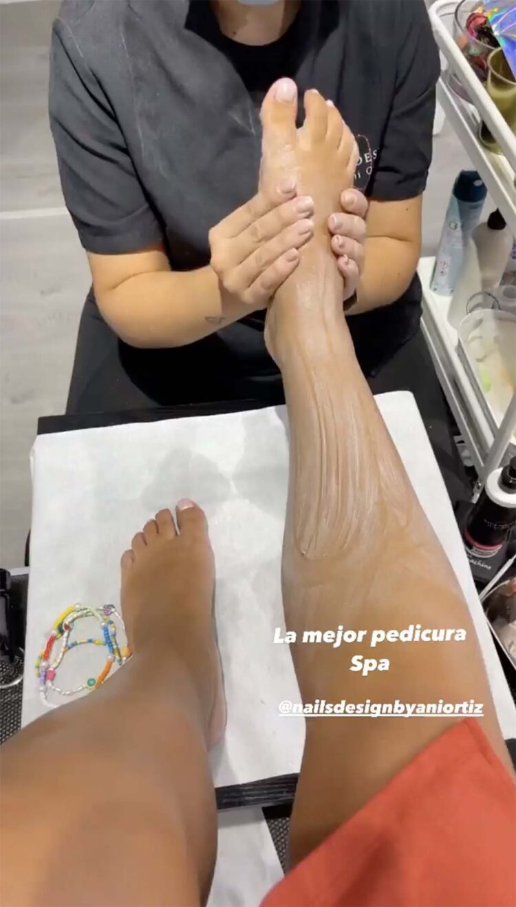 anabel pantoja feet 1