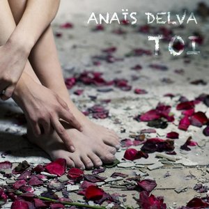 anais delva feet 2