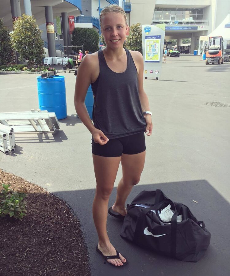 anett kontaveit feet 1