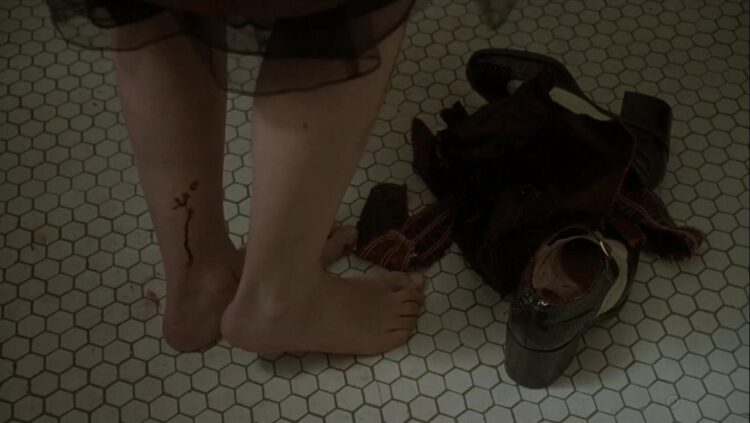 angela bettis feet 3