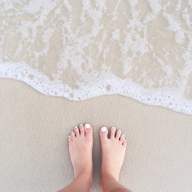 angela lanter feet 3