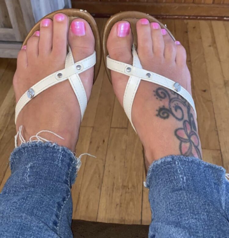 angie miller feet 2