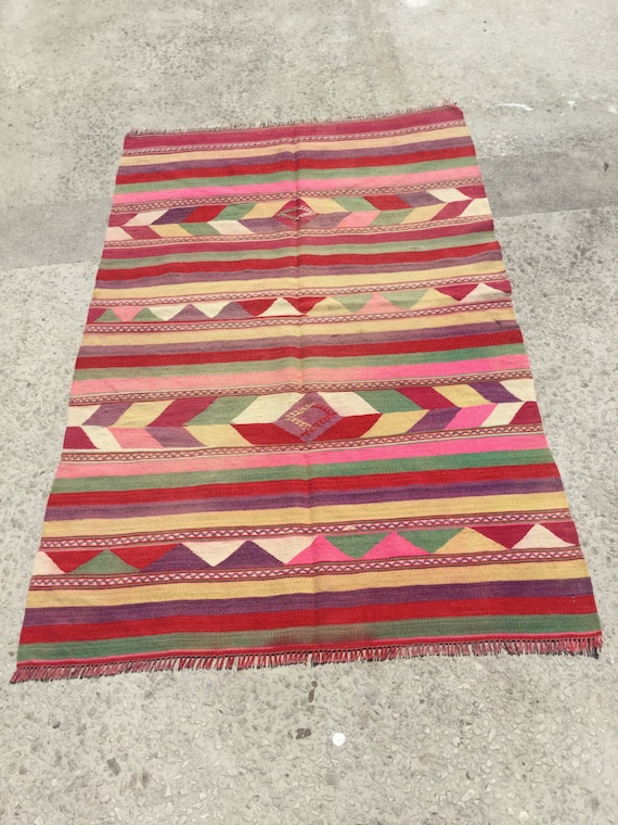 anna kilim feet 1