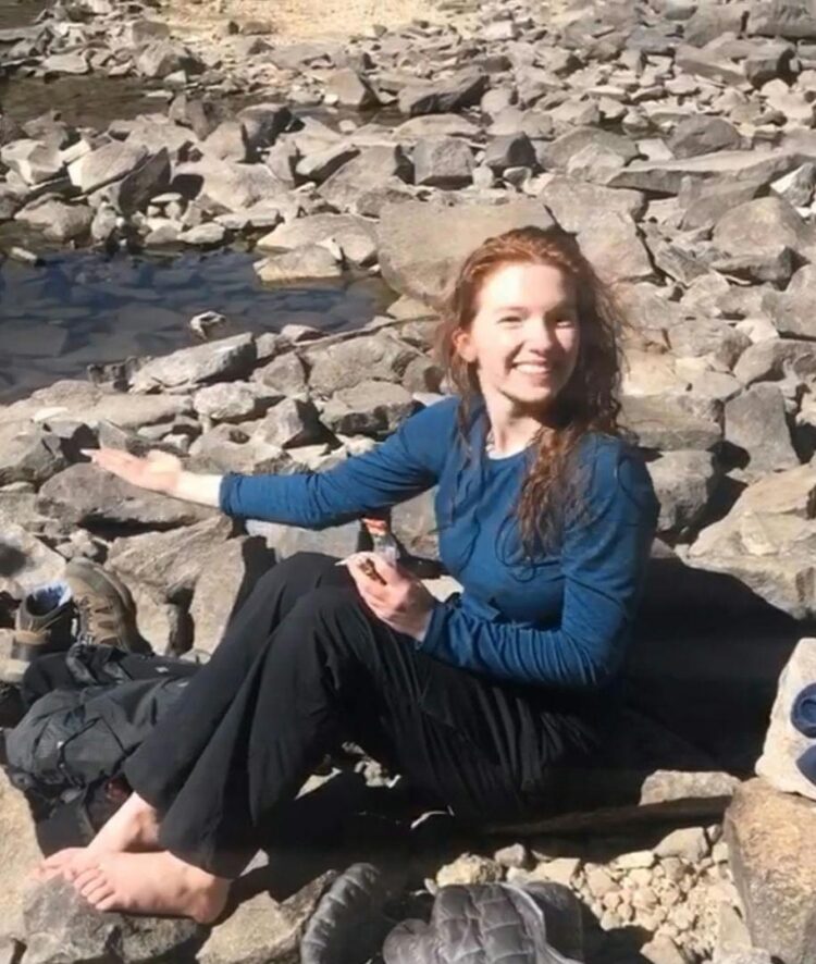 annalise basso feet 2