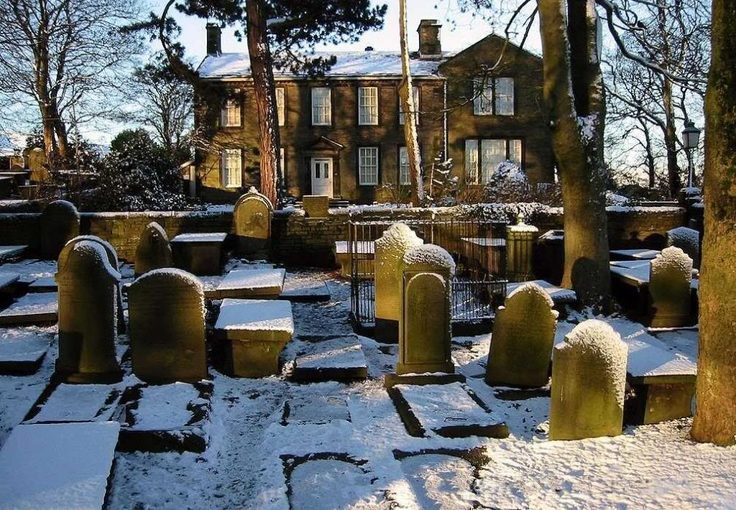 anne bronte feet 2