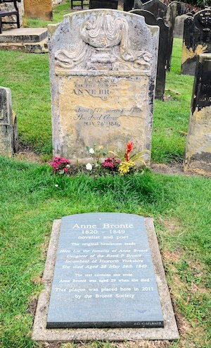 anne bronte feet 4