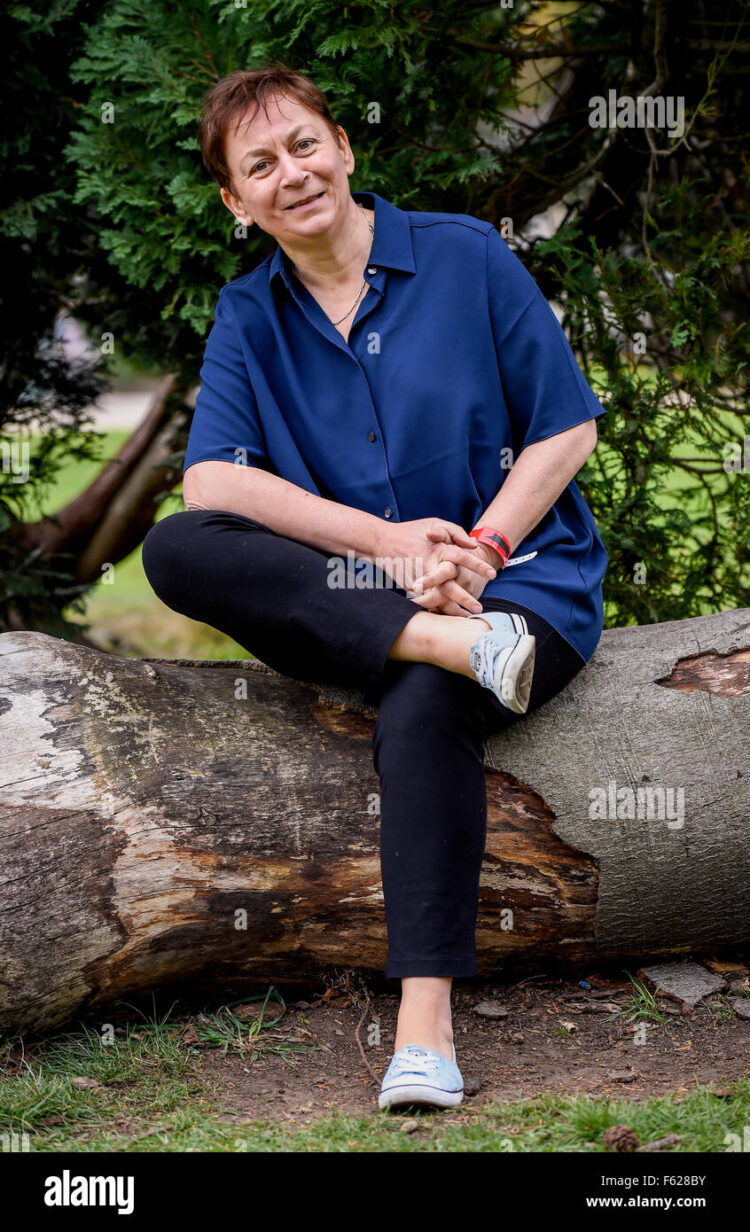 anne enright feet