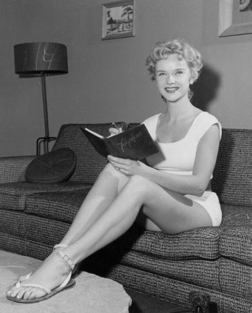 anne francis feet 4