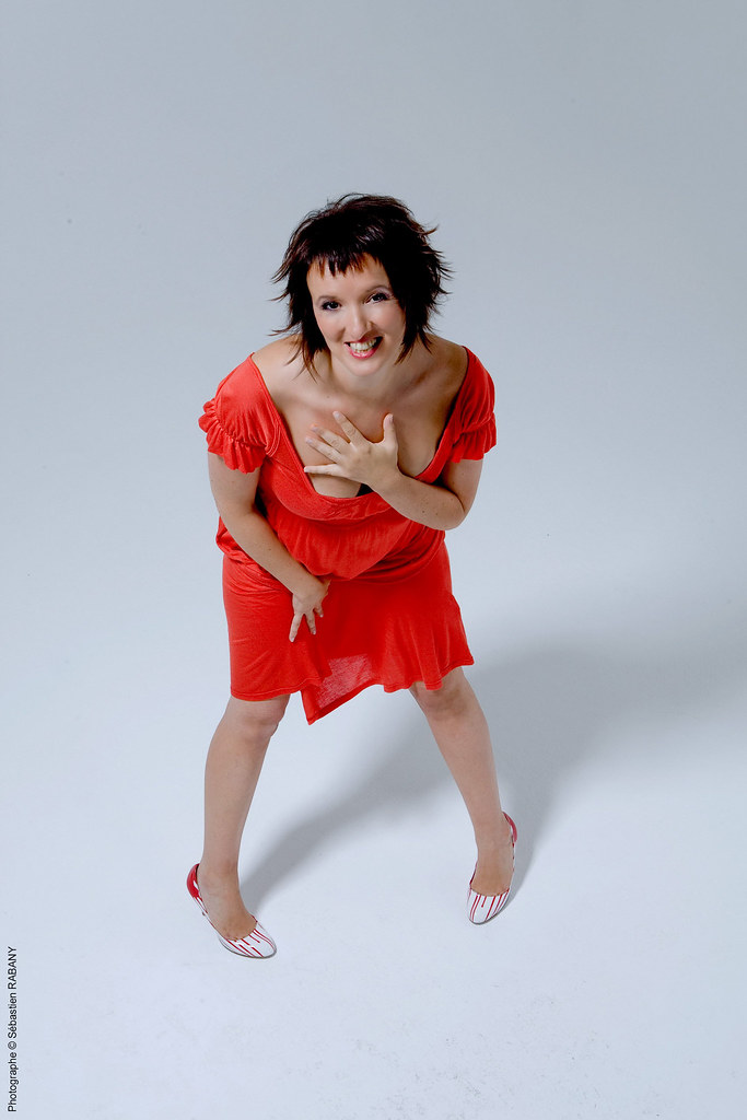 anne roumanoff feet 5