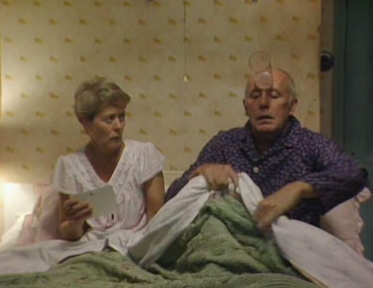 annette crosbie feet 5