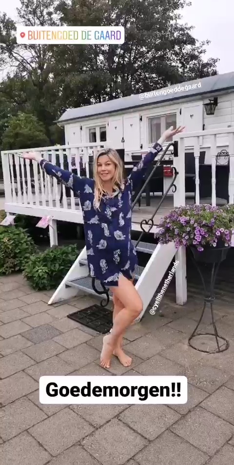 anouk hoogendijk feet 3