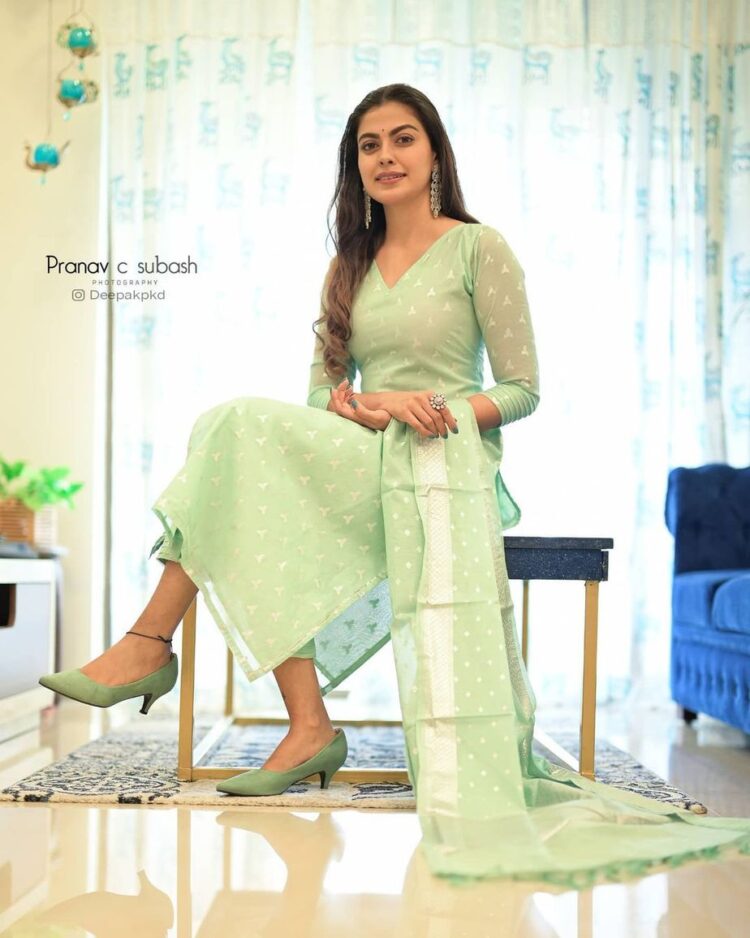 anusree nair feet