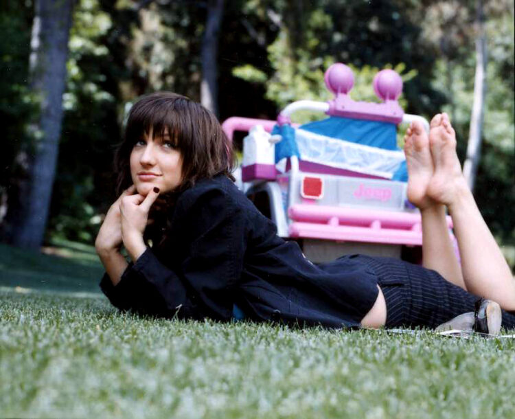 ashlee simpson feet 6