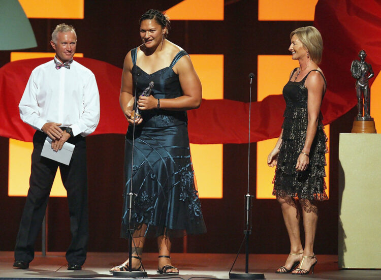 valerie adams feet 5