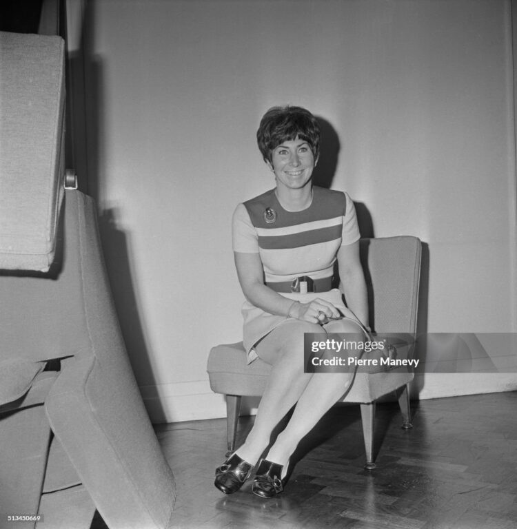 valerie singleton feet 3