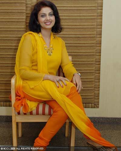 varsha usgaonkar feet