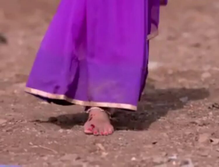 veebha anand feet 3