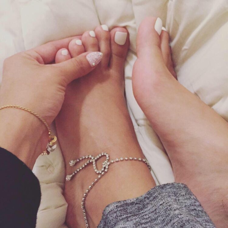 veronica rodriguez feet