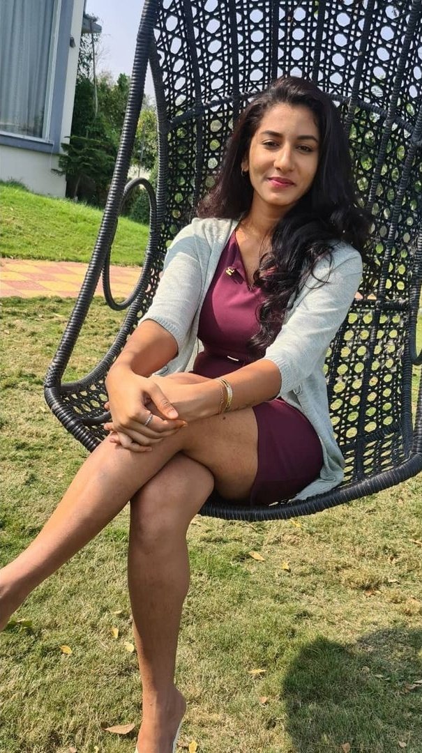 vishnupriya feet 6