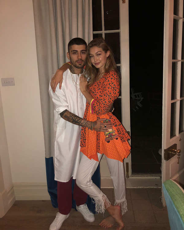 waliyha malik feet 4