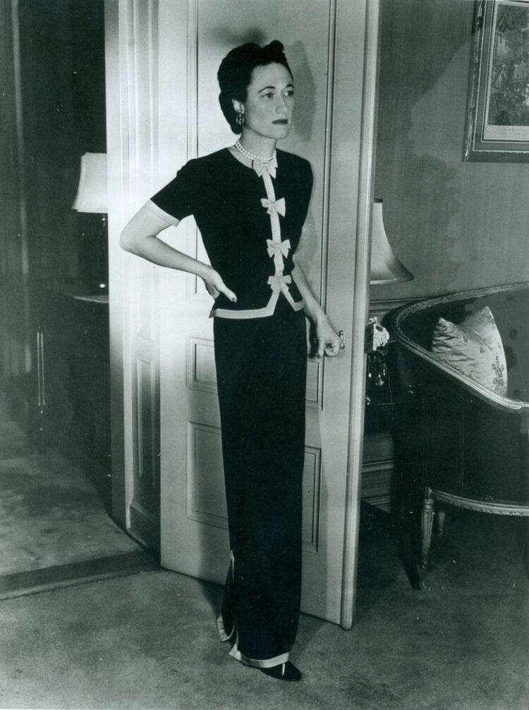 wallis simpson feet 5