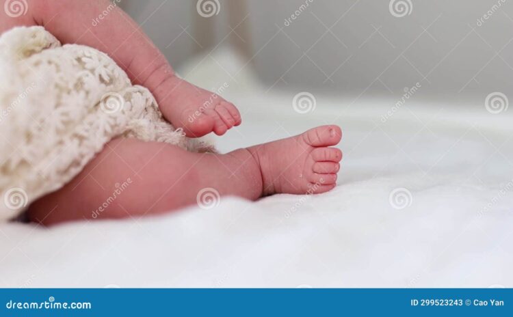 yan baby feet 4