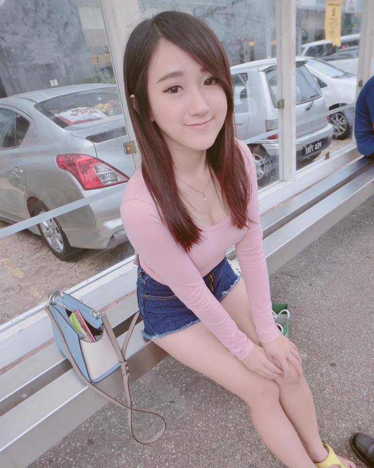 yang baobei feet 6