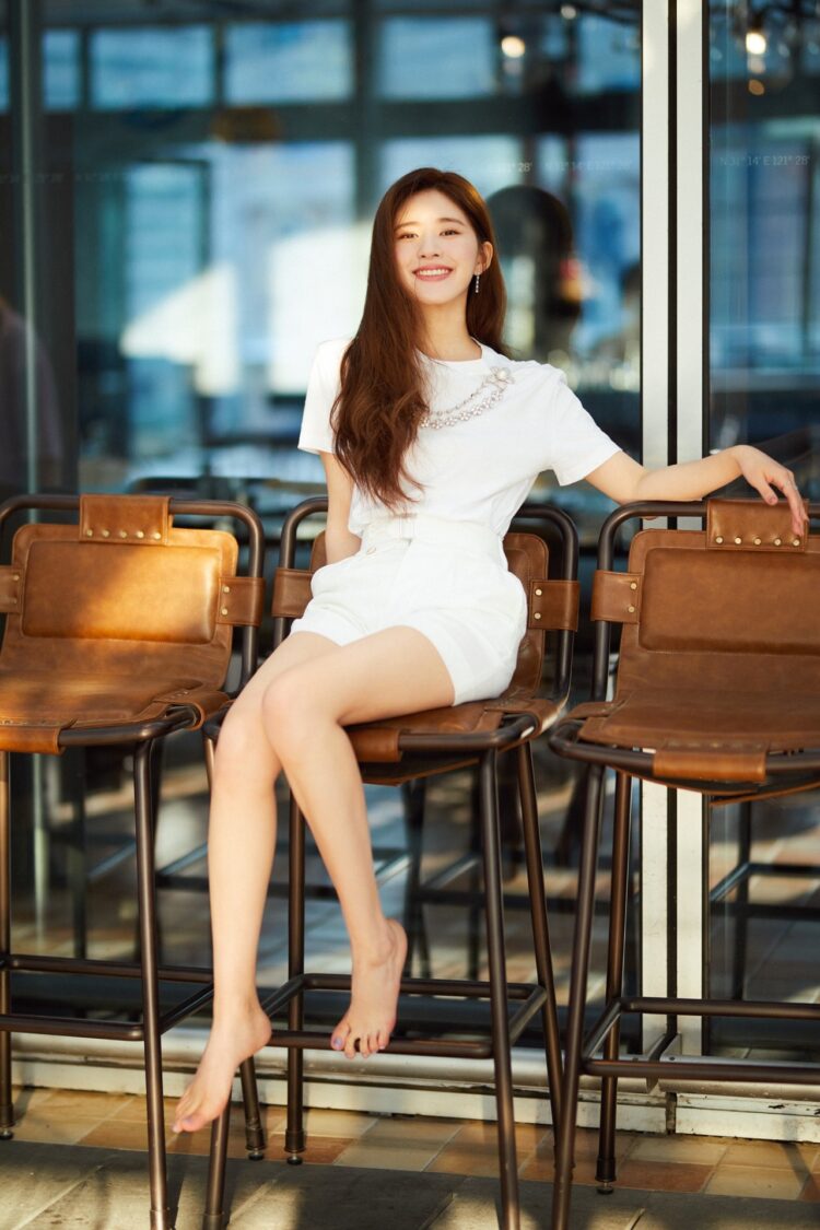 yeo joo ha feet 6