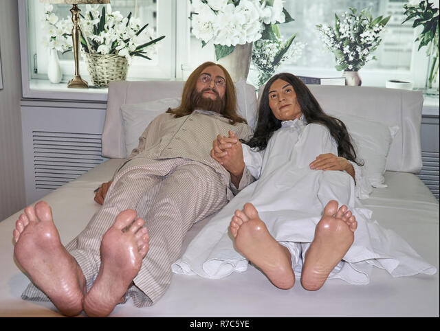 yoko ono feet 4